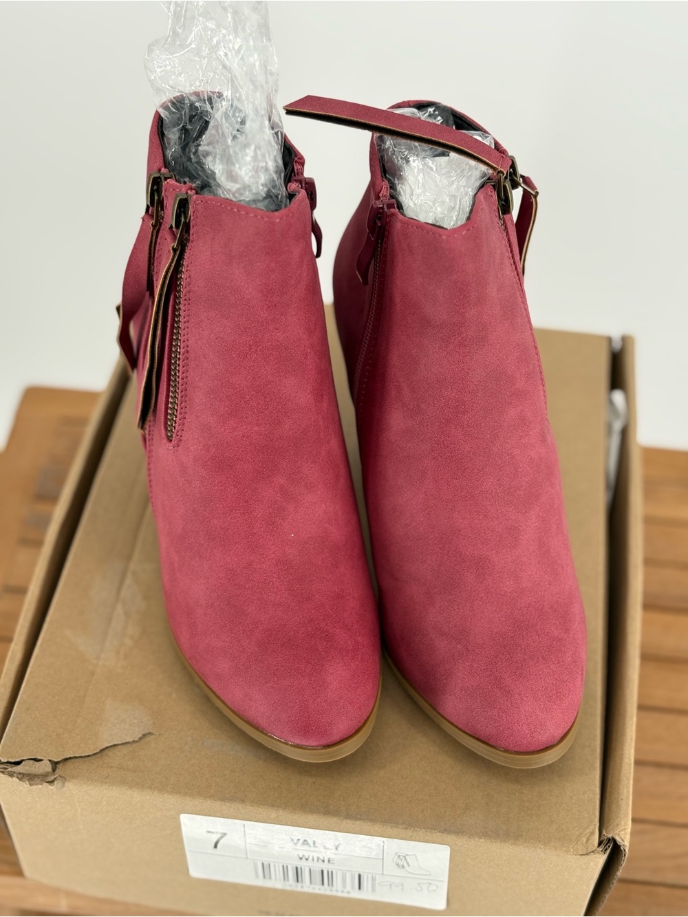 New Journee collection Women’s Wine Red Ankle Boots - Suede Look size 7